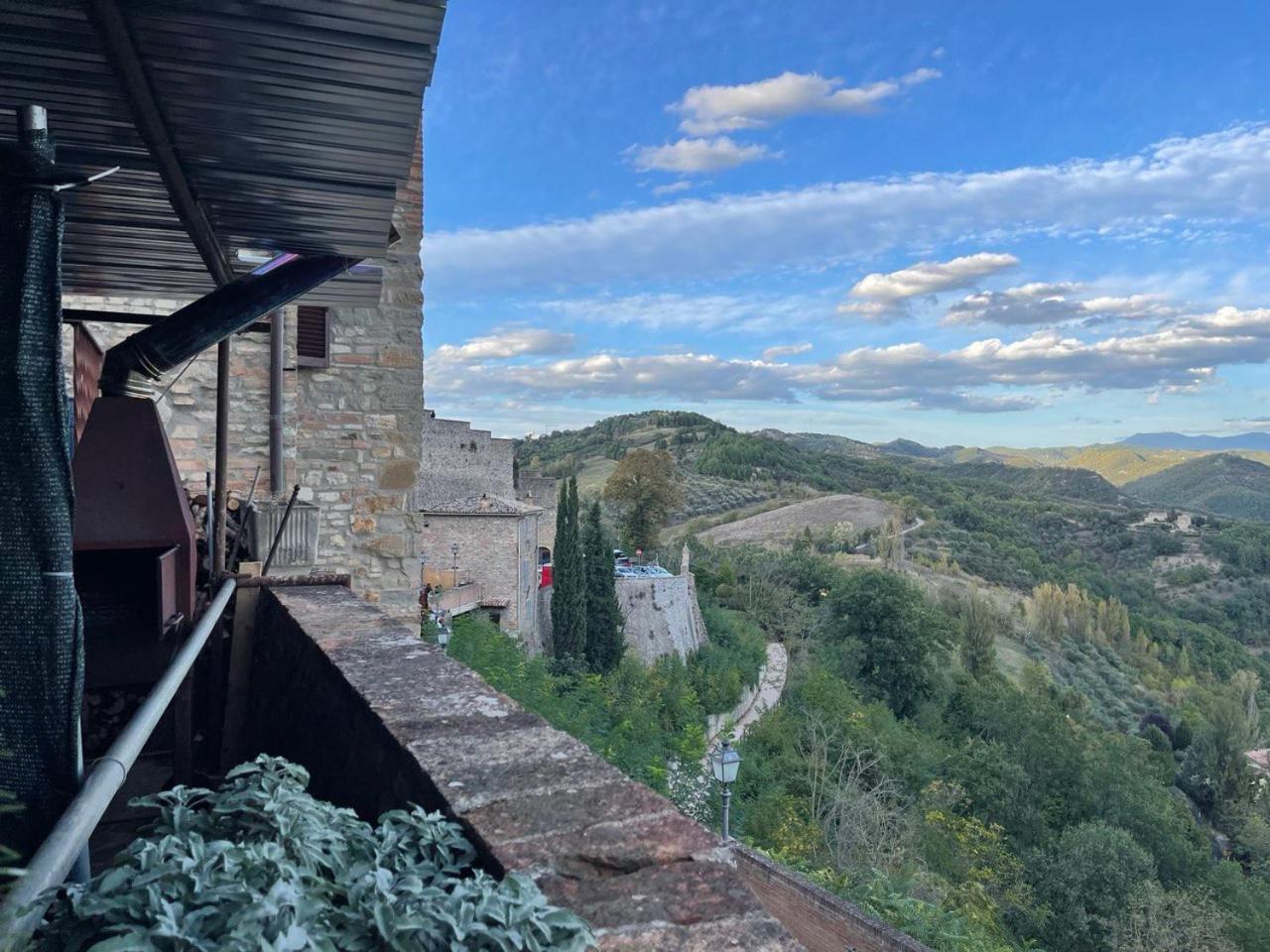 Casa Di Duccio Montone (Umbria)